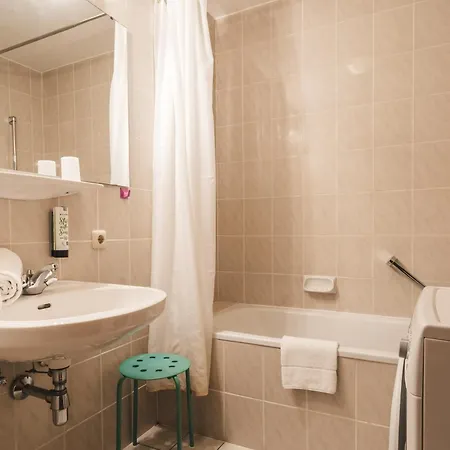 Pulverer * Bad Kleinkirchheim