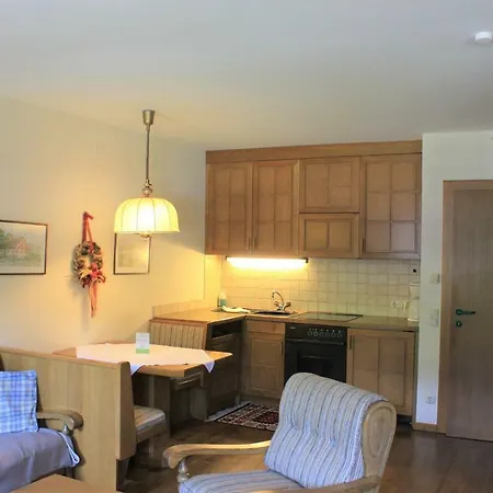 Pulverer * Bad Kleinkirchheim